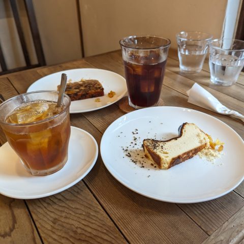 こだわり珈琲と絶品ケーキ｜驢馬とオレンジ｜西荻カフェ