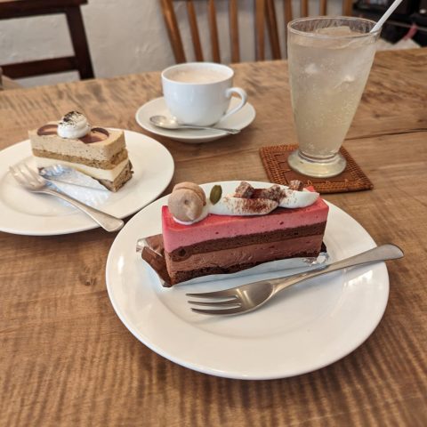 Water Blue Cafe｜ほっとできるホームメイドケーキカフェ｜西荻カフェ